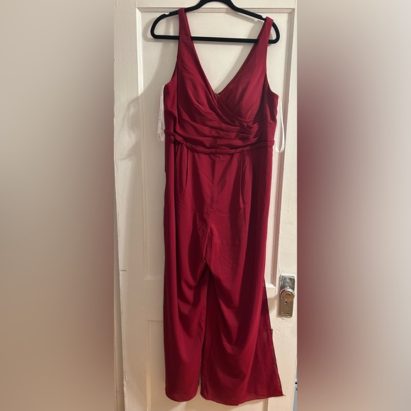 Azazie Ida Burgundy Pleated Stretch Chiffon Jumpsuit Custom Size - Brand New 16 - Picture 4 of 4